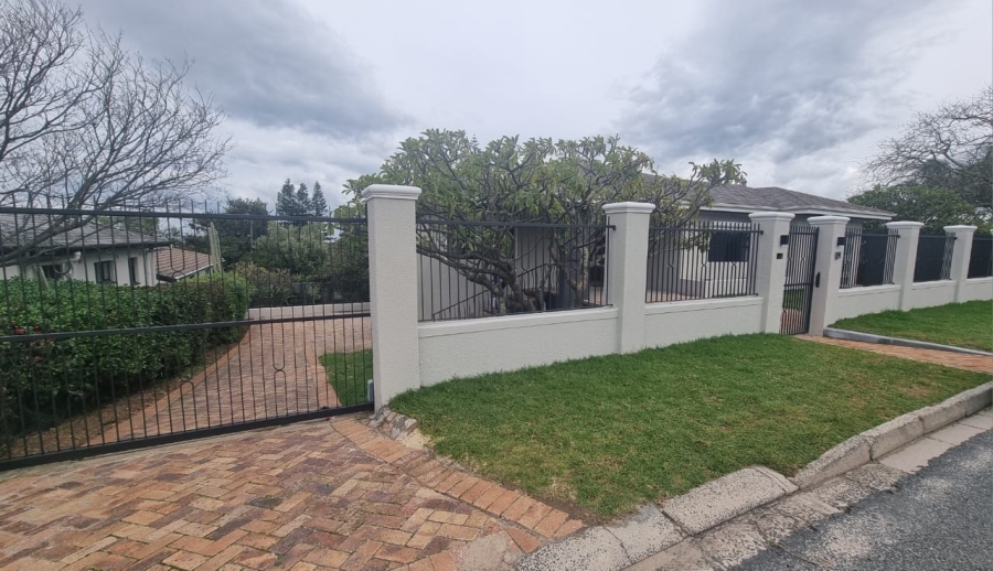 4 Bedroom Property for Sale in Somerset West Western Cape